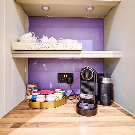 Queens Cottage, Wivenhoe Stylish, Plush, Cosy, Convenient & Quirky, 2X Double Bed Period Cottage Plus Patio - 9 Min Walk Train, 4 Min Walk High Street Pubs, Restaurants, Shops Exterior foto